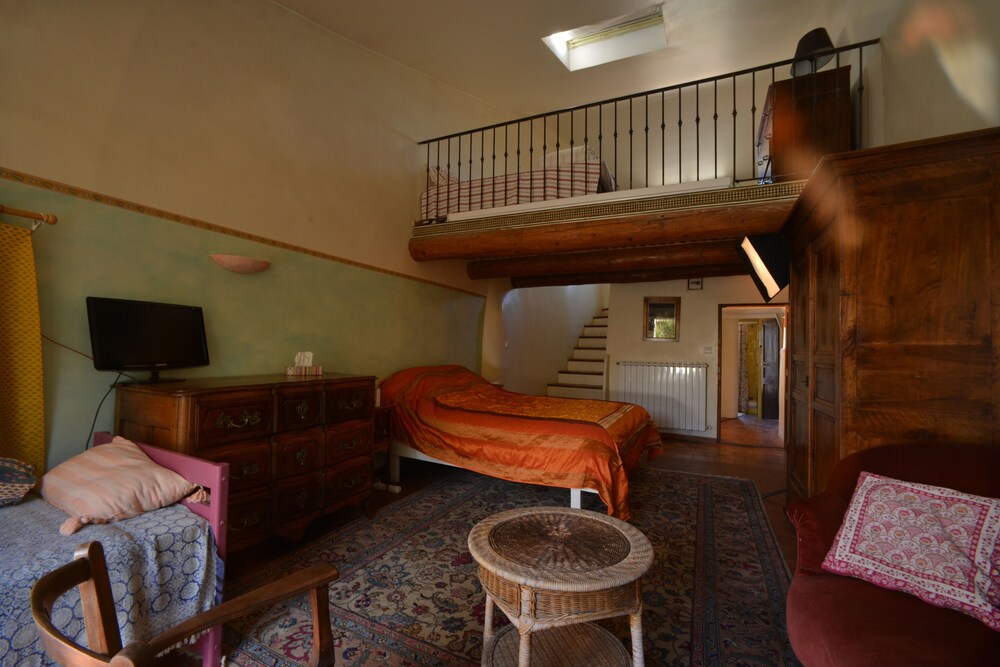 Auberge De La Fontaine — Rians — photo 4