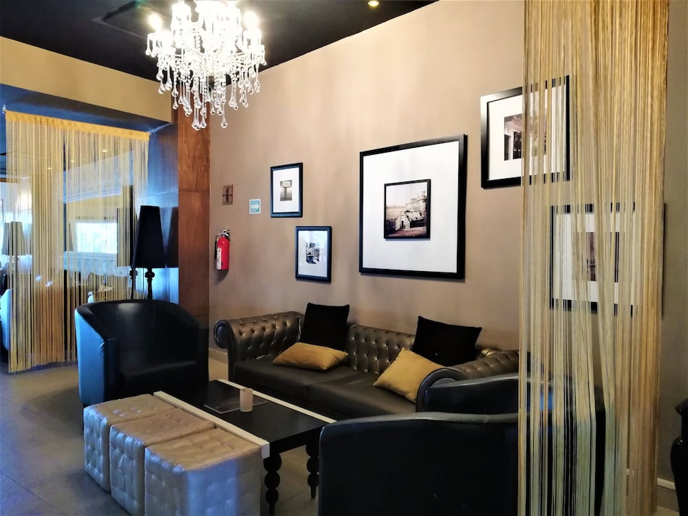 Hotel Bar