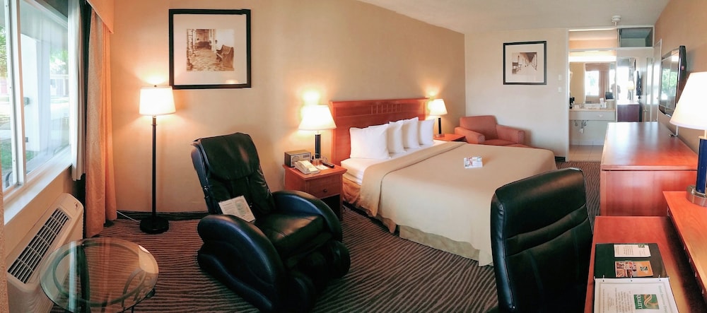 Quality Inn Barstow Route 66 - photo 9
