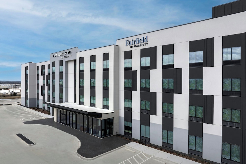 Fairfield by Marriott Inn & Suites Paris - photo 30