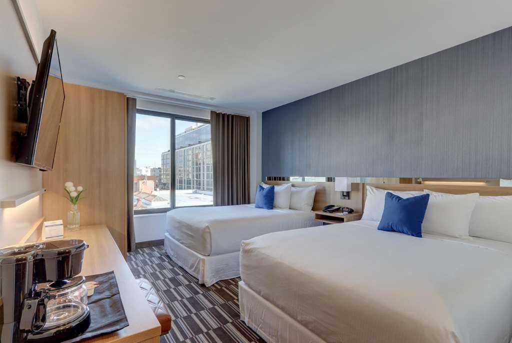 Microtel Inn by Wyndham Long Island City - photo 22