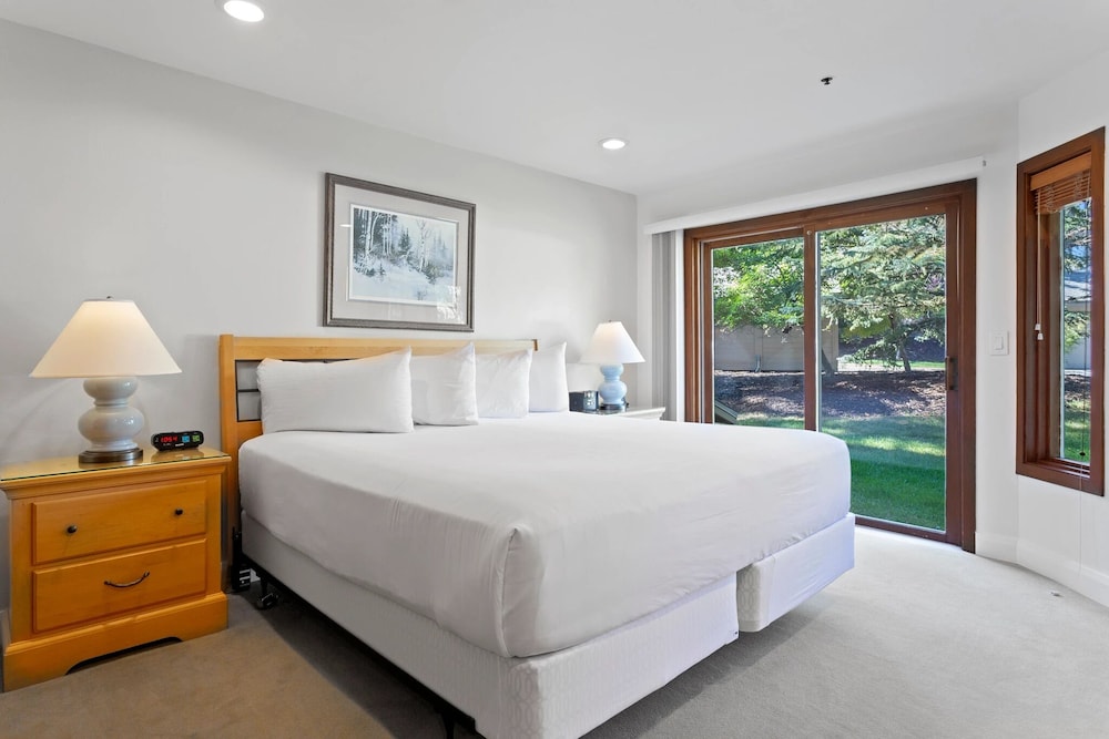 Abode at Lakeside - photo 4