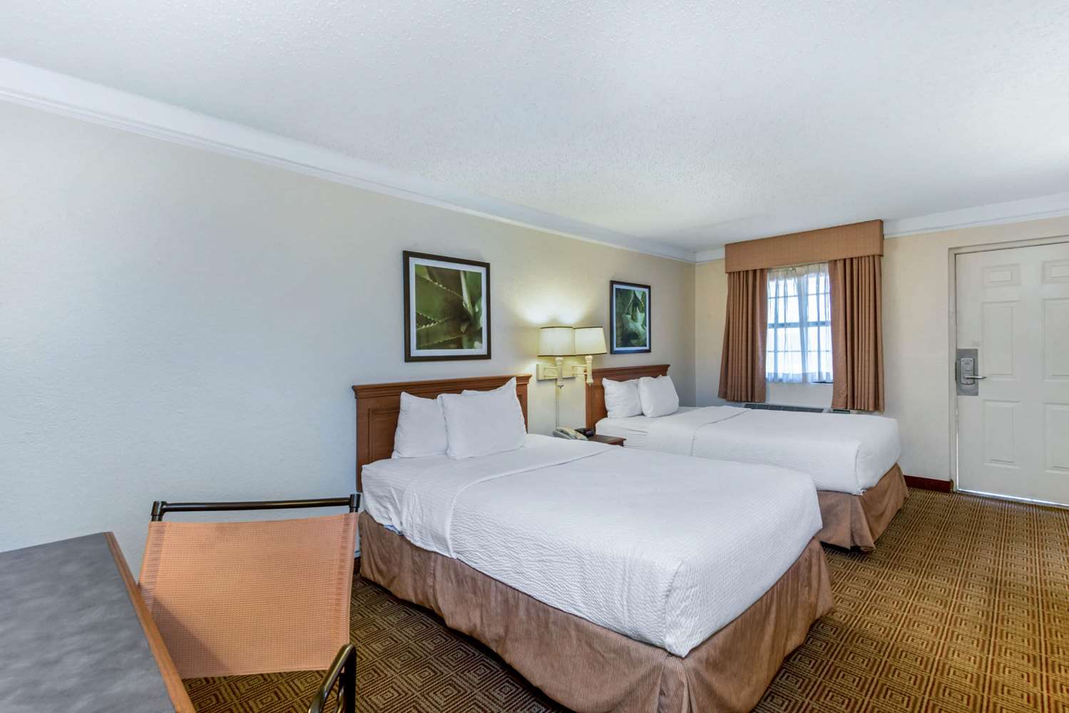 La Quinta Inn by Wyndham San Antonio I 35 N at Rittiman Rd - photo 16