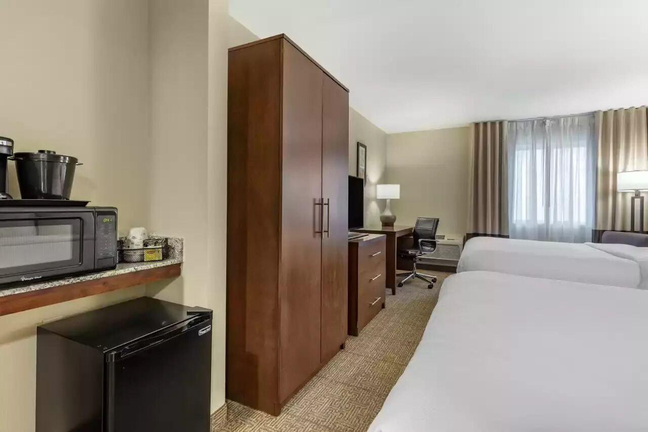 Comfort Inn & Suites Albuquerque Downtown - photo 29