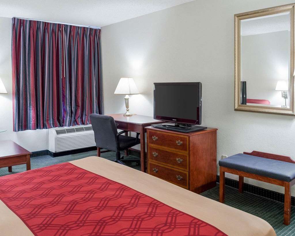 Econo Lodge Yazoo City - photo 17