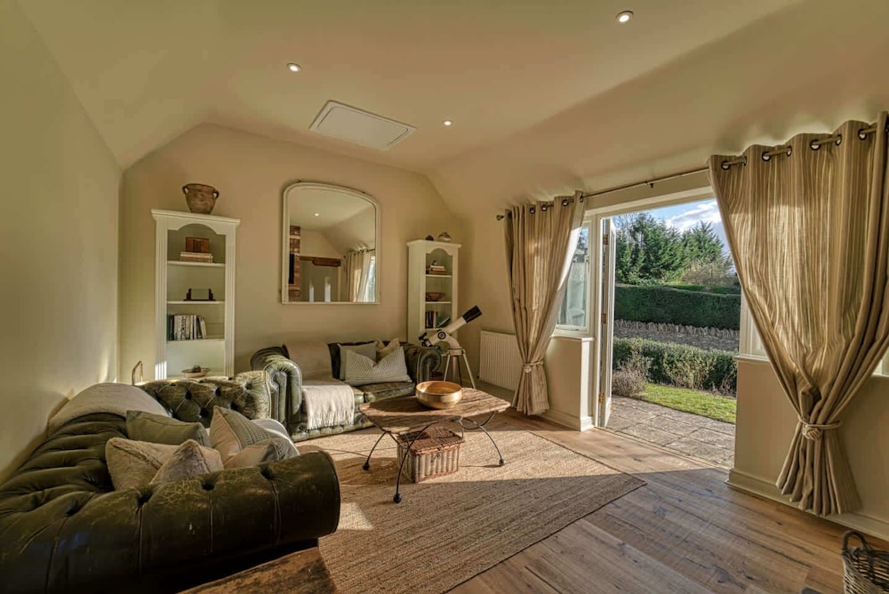 Host & Stay Gleanings - carbon neutral hotel in Bredon