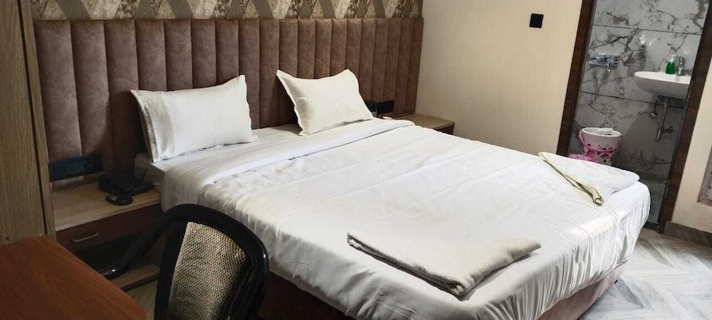 Hotel B K Stay — Mainpuri — photo 5