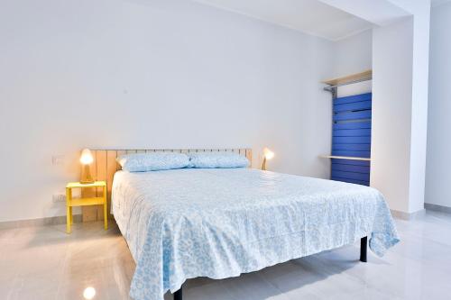 GuestHost Casa Angela Apartment a few steps from the Sea — 4-Star Luxury Hotel in Salerno, Italy