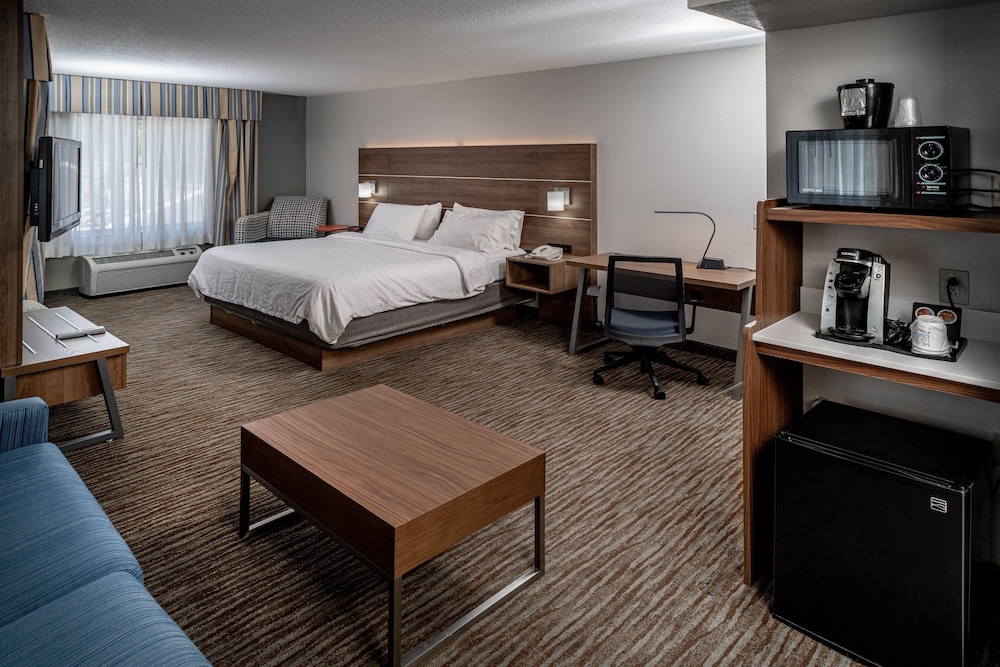 Holiday Inn Express Hotel & Suites Pikeville by IHG - photo 10