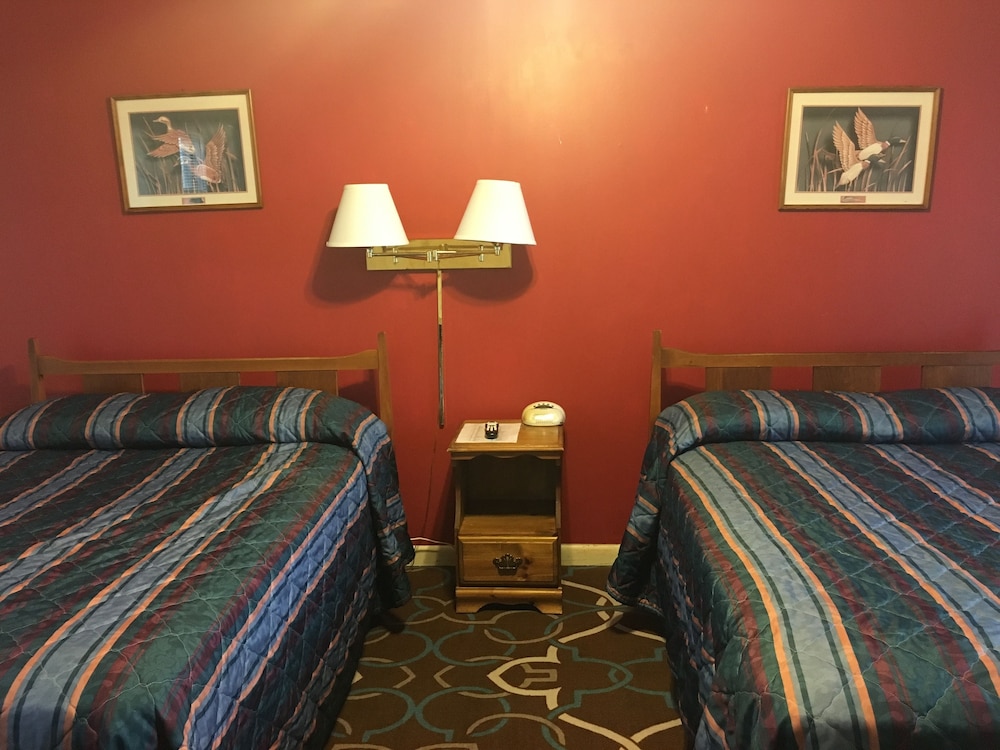 Hilltop Motel - photo 31