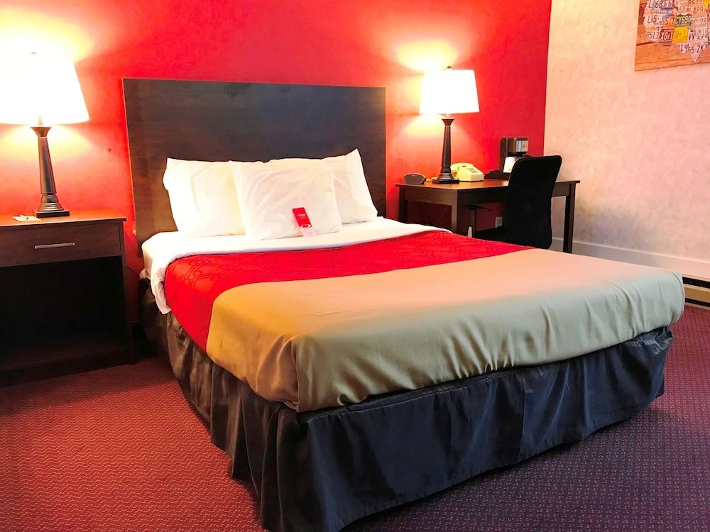 Econo Lodge 1000 Islands - photo 22