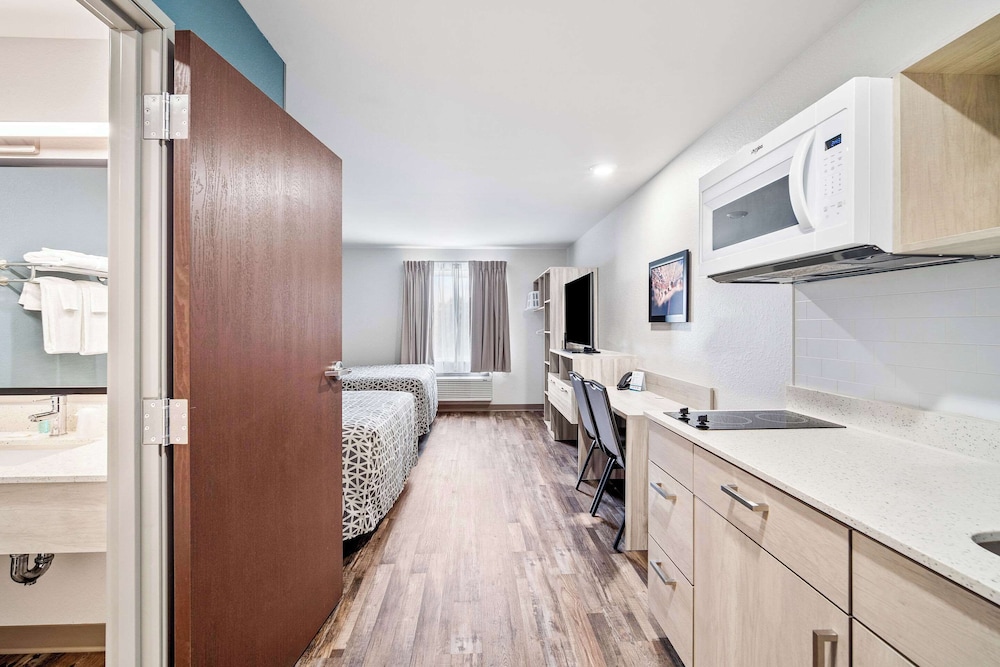 Woodspring Suites Fort Myers Cape Coral - photo 20