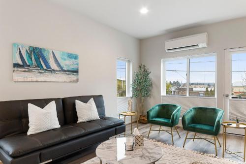 Brand New Fully Updated Condo 906 in Anacortes — 4-Star Luxury Hotel in Anacortes, United States