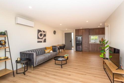 Hop Skip Jump to the city — 4-Star Luxury Hotel in Christchurch, New Zealand