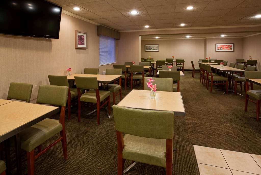 La Quinta Inn by Wyndham Minneapolis Airport Bloomington - photo 54