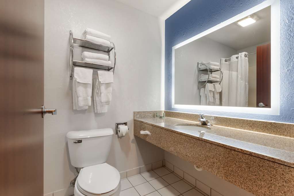 Best Western Sycamore Inn - photo 24