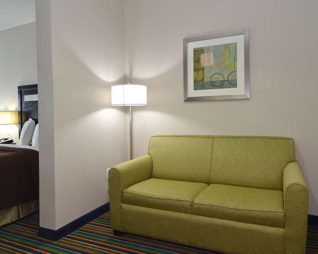 Quality Inn & Suites Kenedy Karnes City - photo 16