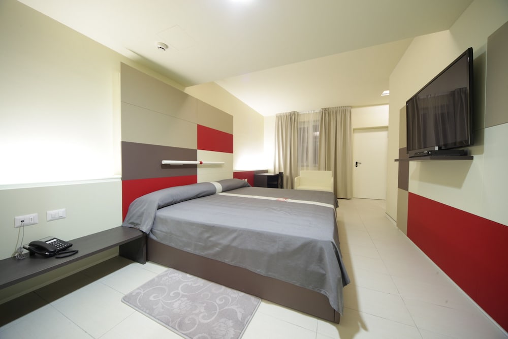Motel Autosole V.I.P. — 4-Star Luxury Hotel in Castelnuovo Scrivia, Italy