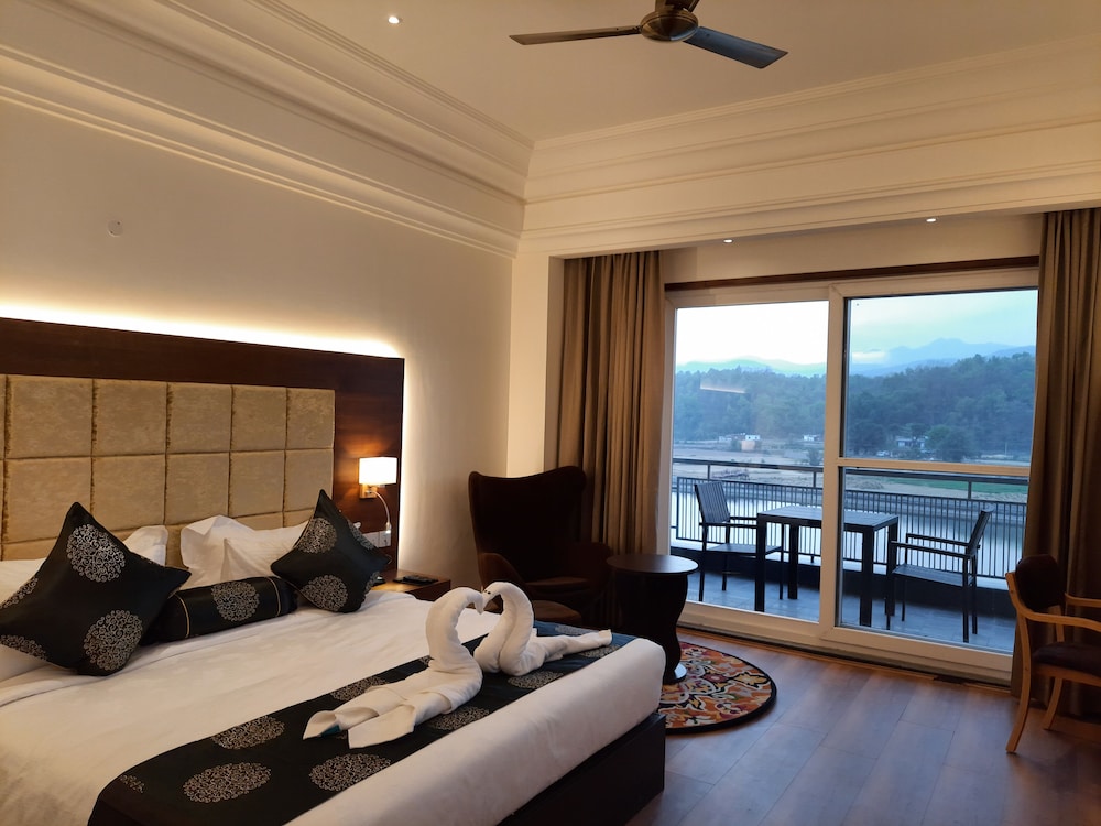 Jay Clarks Exotica in Nahan, India