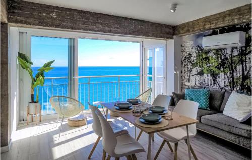 Beautiful Apartment In Oropesa Del Mar — 5-Star Luxury Hotel in Oropesa Del Mar, Spain