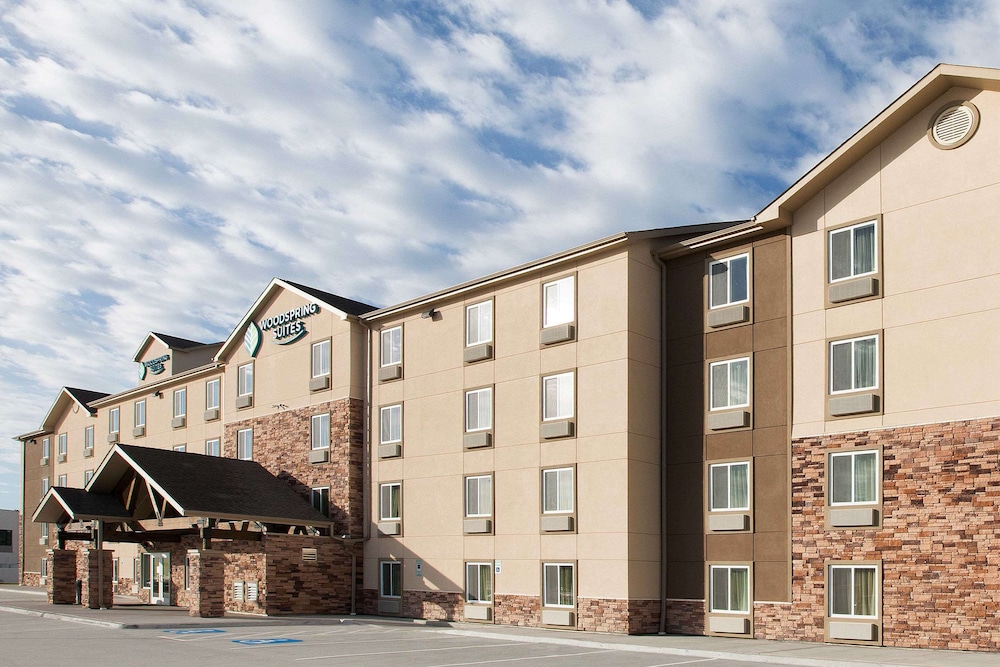 WoodSpring Suites Plano North Dallas - photo 19