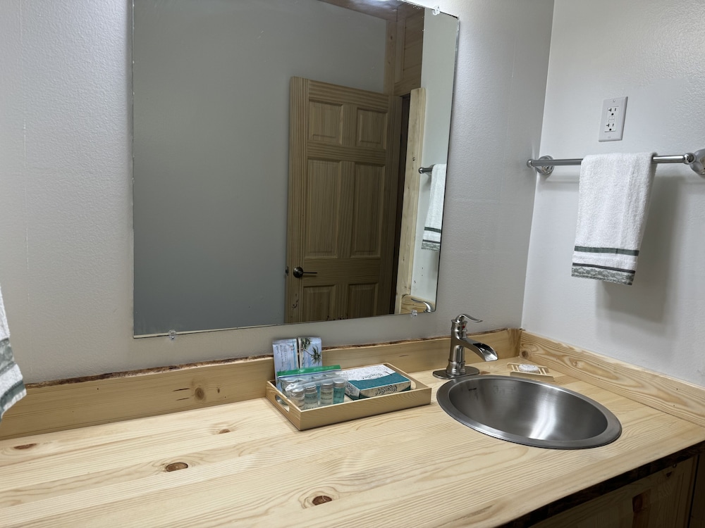 Kootenai Valley Motel - photo 72