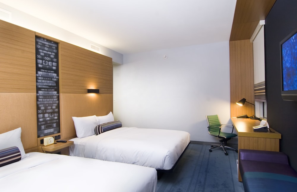 Aloft Chesapeake - photo 11