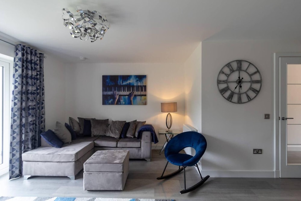 Spacious 2 Bedroom Modern Apartment in Inverness — 4-Star Luxury Hotel in Inverness, United Kingdom