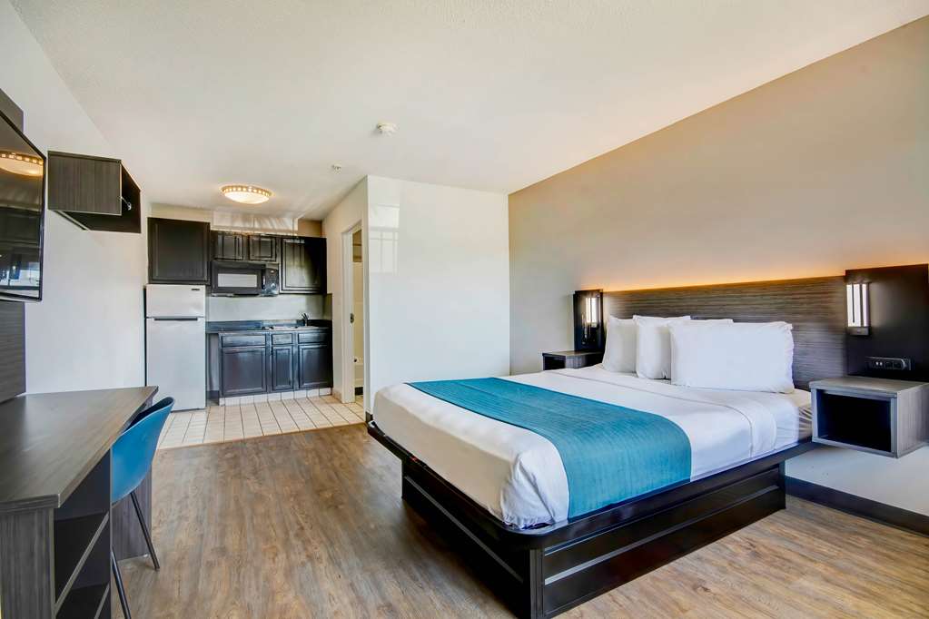 Studio 6 Extended Stay Ocean Springs MS - photo 19
