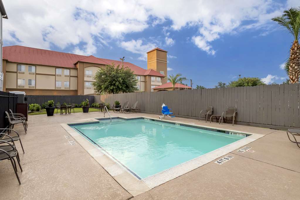 Best Western Plus Hobby Airport Inn & Suites - photo 7