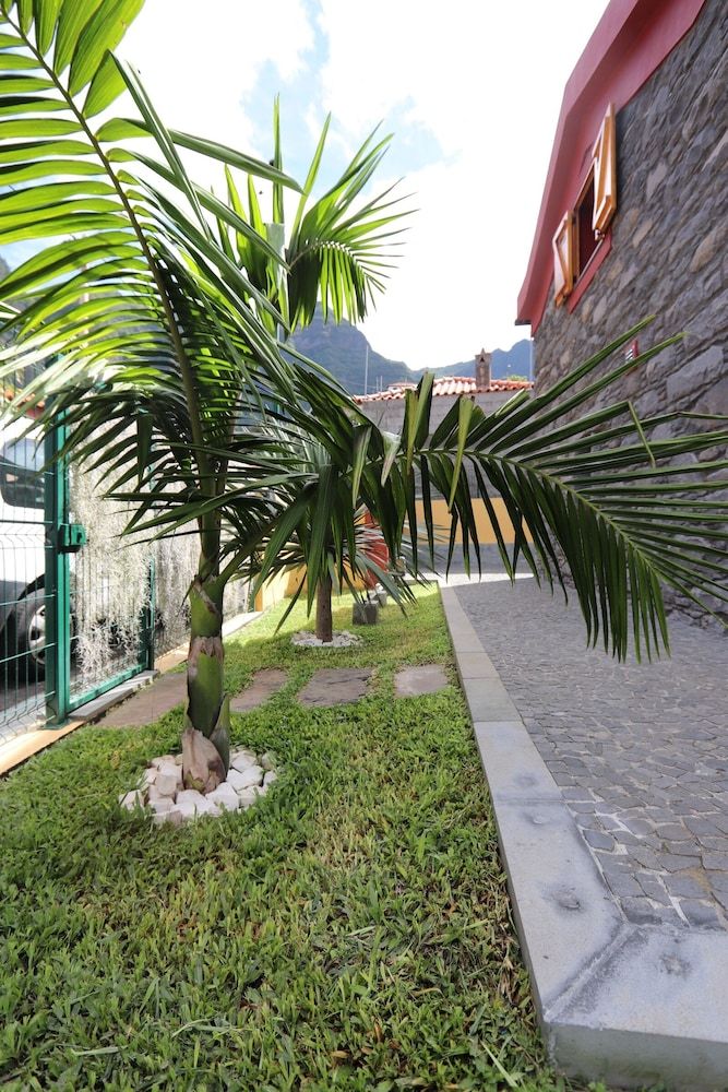 Refúgio do Limoeiro in Sao Vicente, Portugal