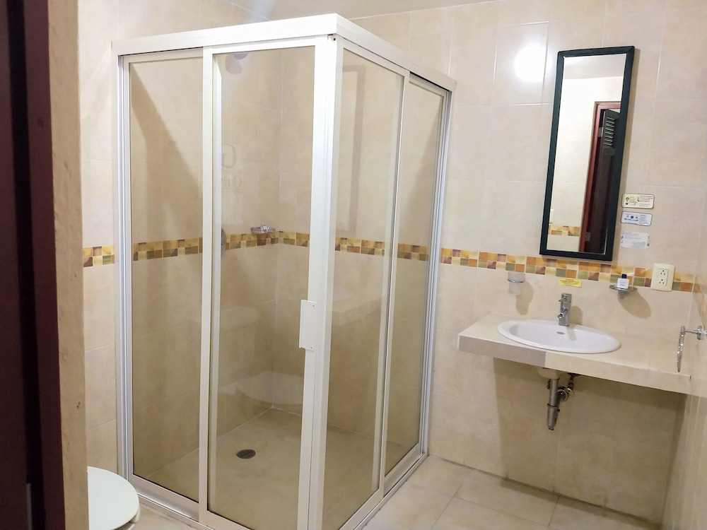 Bathroom shower