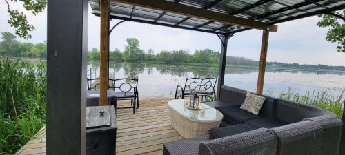 The Napanee Riverfront Place Inn — Greater Napanee — photo 4