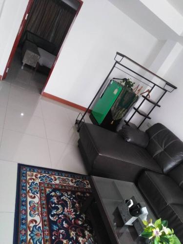 Z H P Hotel — Khlong Luang