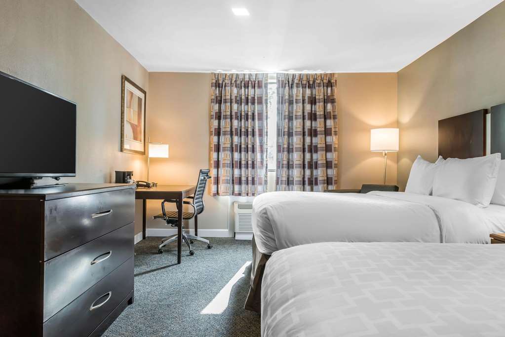 Clarion Inn Belle Vernon - photo 20