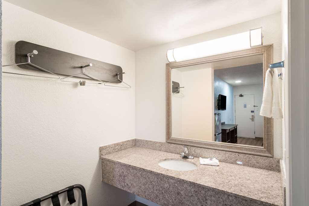 Motel 6 Lexington KY Airport - photo 17