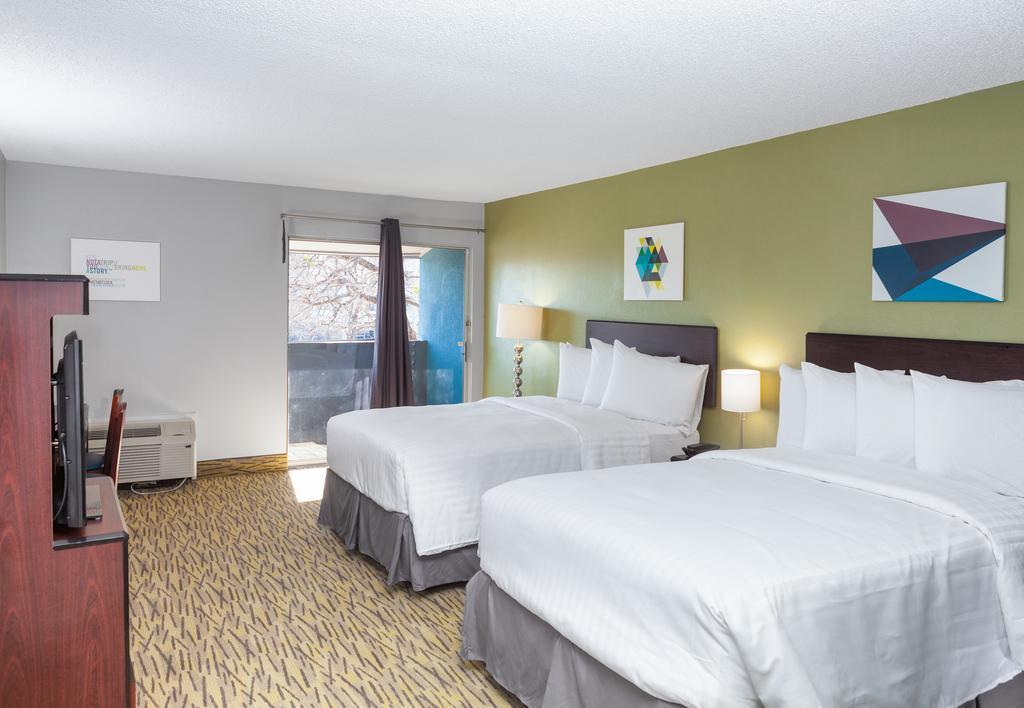 The Highlander Hotel - photo 7