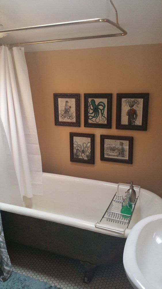 Fig Tree Manor - photo 12