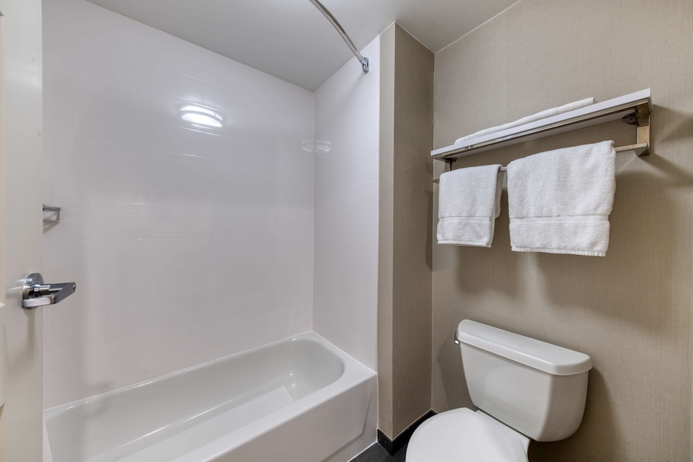 Homewood Suites by Hilton Olmsted Village - photo 48