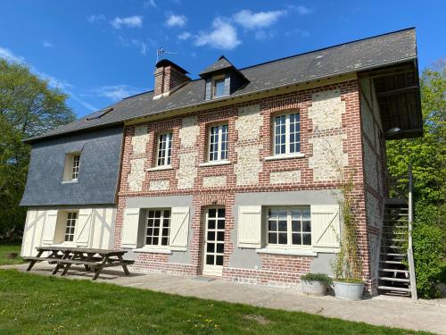 Propriete a 5 Km de Honfleur — hotel in Barneville-Carteret