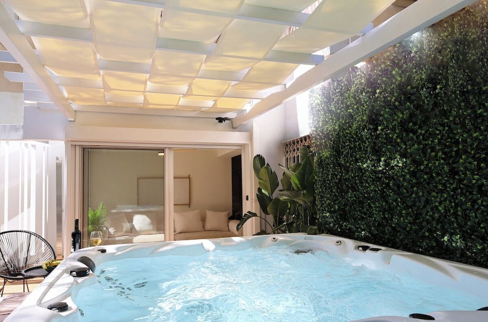 Coastal Charm by Neuvel — 4-Star Luxury Hotel in Athens, Greece