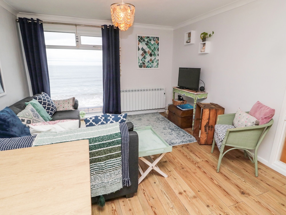 Sea Snug — 4-Star Luxury Hotel in Berwick-Upon-Tweed, United Kingdom