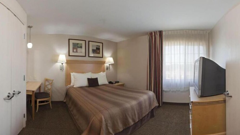 Candlewood Suites Junction City Fort Riley by IHG - photo 10
