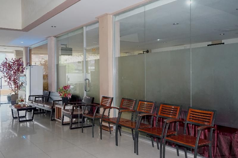 OYO 629 Grand Vella Hotel in Pangkalpinang, Indonesia