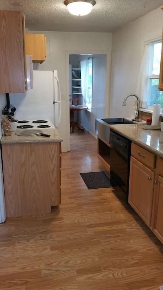 Cute Smarthouse Granite Close To Lake 2 - photo 13