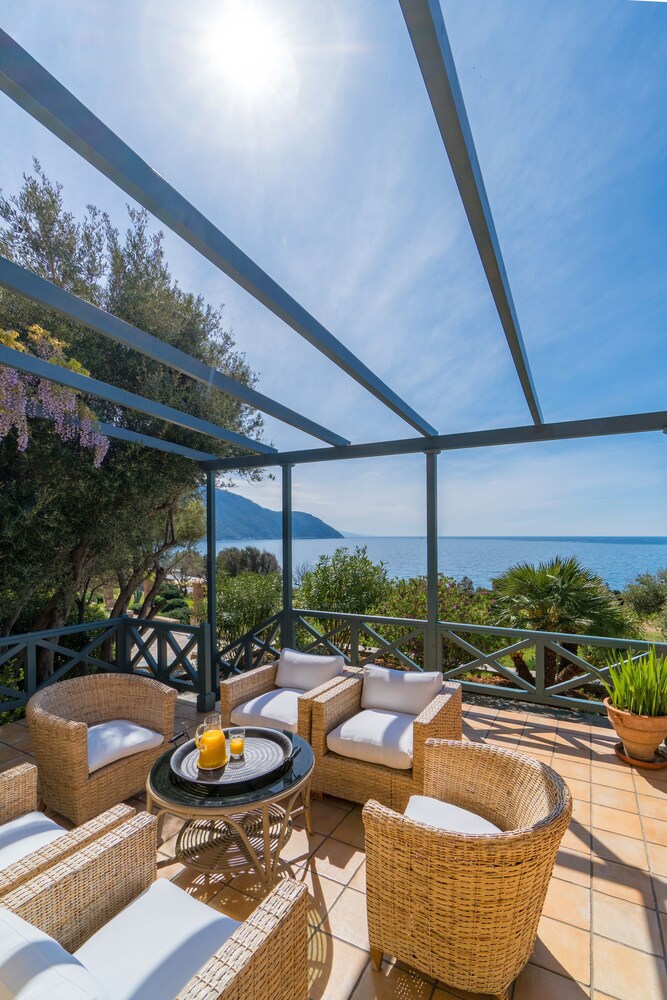 Marnei Mare — 4-Star Luxury Hotel in Samos, Greece