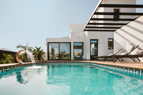 Villa Faro — 4-Star Luxury Hotel in Playa Blanca, Spain