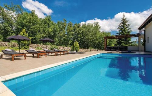 4 Bedroom Gorgeous Home In Jurdani — 4-Star Luxury Hotel in Matulji, Croatia