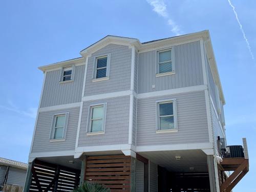 Big Tuna in Oak Island, United States