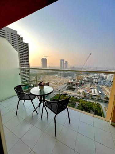 Ghalia Damac Studio Apartment — 4-Star Luxury Hotel in Dubai, United Arab Emirates